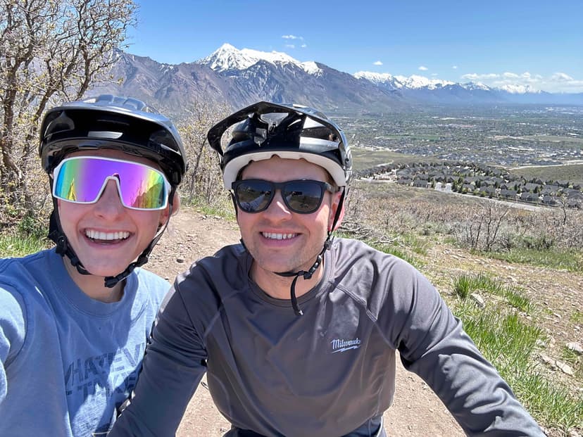 Picture of Meg and Jacob biking in Utah